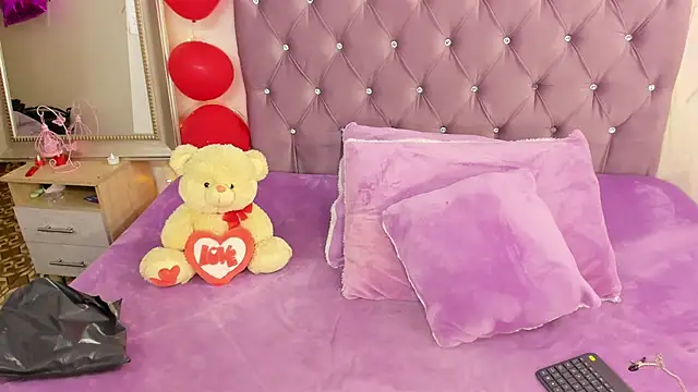 Snapshot of Kharla_Marin chatting on 03/09/25, 02:50 Kharla Marin online show from 03/09/25, 02:50