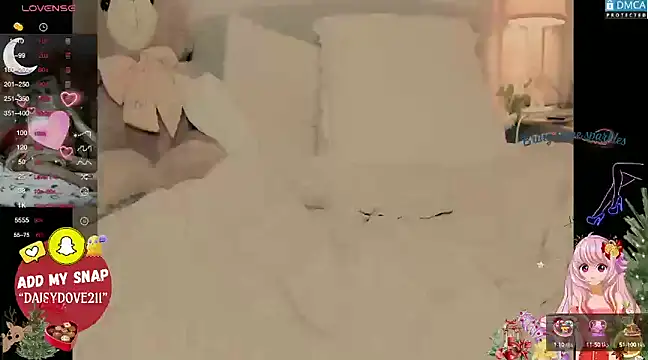 Snapshot of Blondecandie chatting on 01/29/25, 05:24 Blondecandie online show from 01/29/25, 05:24