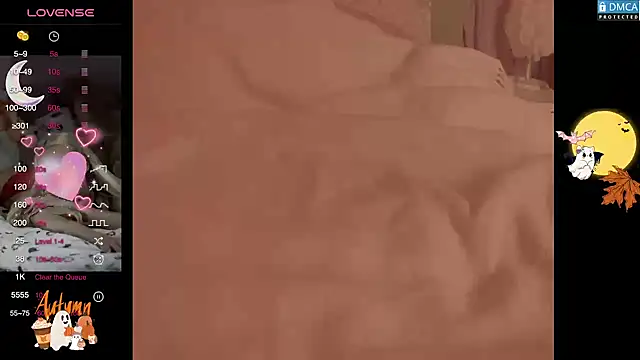 Snapshot of Blondecandie chatting on 10/04/25, 04:38 Blondecandie online show from 10/04/25, 04:38