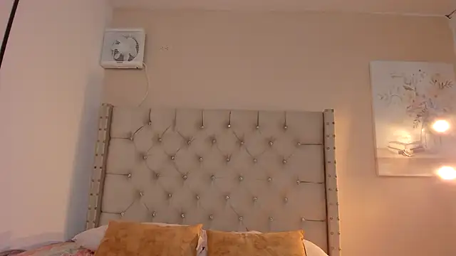 vanesasexyhot21 online show from 09/23/25, 02:47