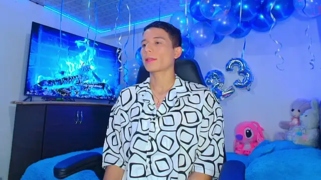 Snapshot of bryamer_19 chatting on 01/09/25, 01:39 bryamer 19 online show from 01/09/25, 01:39