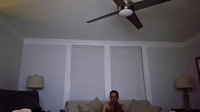 Snapshot of blairfrancis chatting on 10/12/25, 04:33 blairfrancis online show from 10/12/25, 04:33