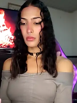 Lanna hott  online show from 10/11/25, 10:30