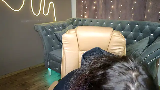 GloriNichols online show from 01/17/25, 06:36