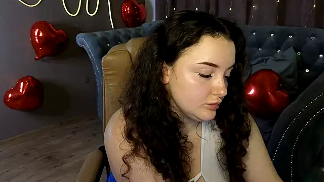 GloriNichols online show from 01/30/25, 04:24