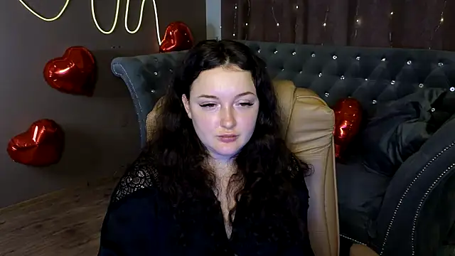 GloriNichols online show from 02/07/25, 02:04