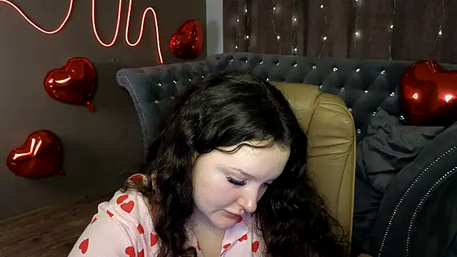 GloriNichols online show from 02/15/25, 10:00