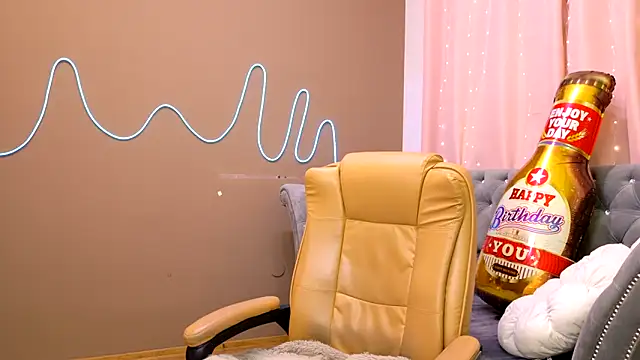 GloriNichols online show from 09/30/25, 05:12