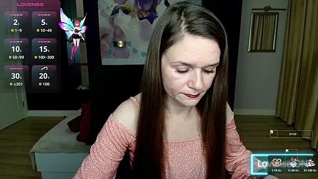 Snapshot of AriaGray chatting on 10/31/25, 09:38 AriaGray online show from 10/31/25, 09:38