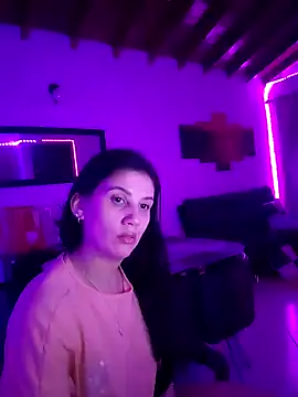 AbbyBaker222 online show from 02/11/25, 05:47