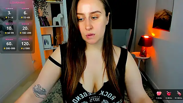 Lattea online show from 10/18/25, 04:19