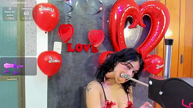 Snapshot of zyle_boobs chatting on 02/14/25, 04:37 zyle boobs online show from 02/14/25, 04:37