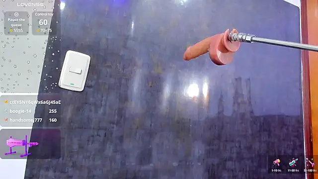 Snapshot of zyle_boobs chatting on 03/07/25, 02:25 zyle boobs online show from 03/07/25, 02:25