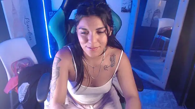 MartinaFonse online show from 12/14/24, 01:28