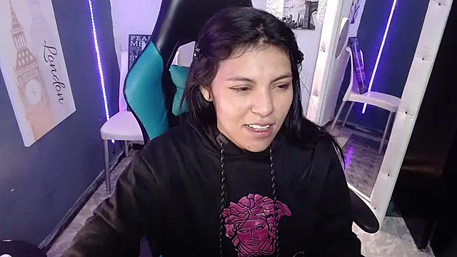 MartinaFonse online show from 01/28/25, 01:18