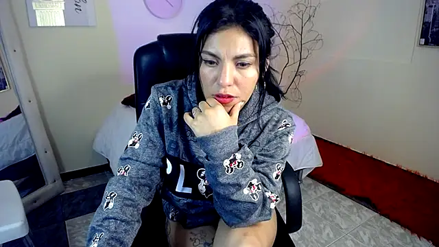 MartinaFonse online show from 02/26/25, 08:26