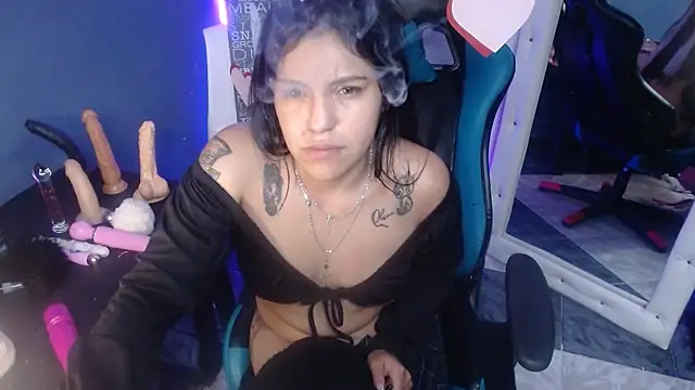 MartinaFonse online show from 03/04/25, 10:13