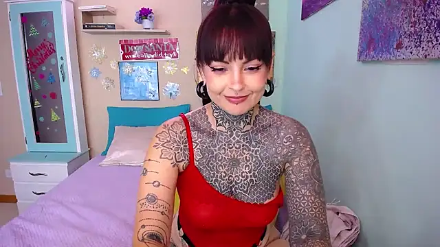 LolaRouse online show from 12/18/24, 08:36