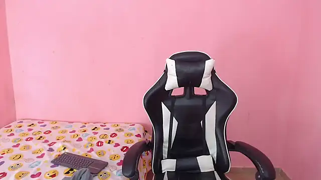 DEMI LEED online show from 02/08/25, 07:59