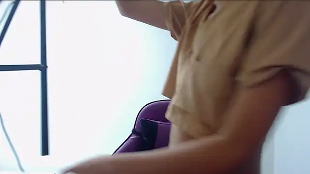 DEMI LEED online show from 02/27/25, 11:31