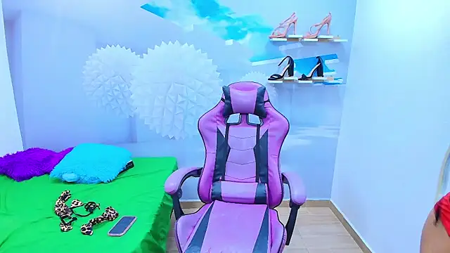 DEMI LEED online show from 09/25/25, 12:20