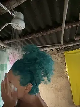 Snapshot of sammoura01 chatting on 11/02/25, 07:27 sammoura01 online show from 11/02/25, 07:27