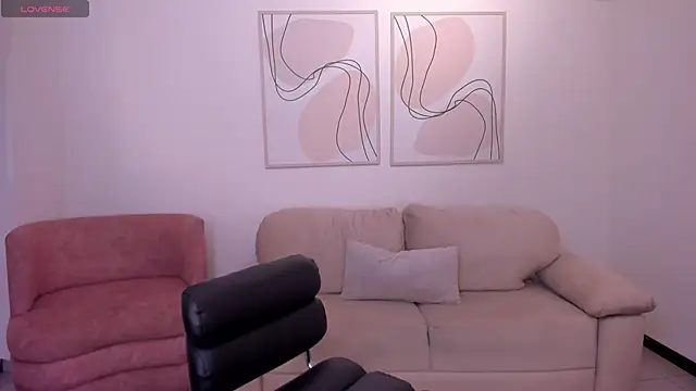 AbbyDalton online show from 10/18/25, 11:44