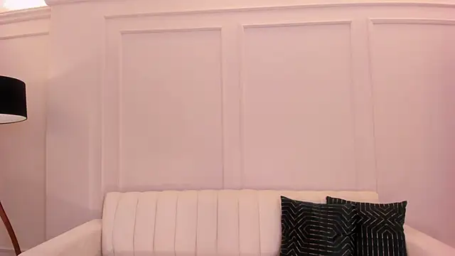 HannahJamesX online show from 12/07/24, 09:33