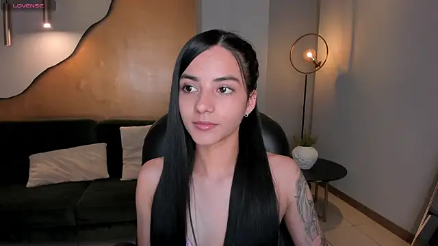 HannahJamesX online show from 01/20/25, 07:57