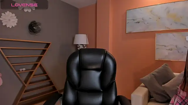 HannahJamesX online show from 02/10/25, 05:41