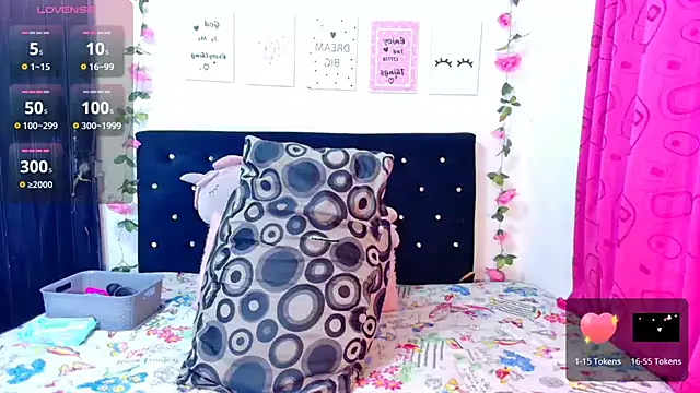 Snapshot of CiaraEbony chatting on 02/21/25, 09:56 CiaraEbony online show from 02/21/25, 09:56