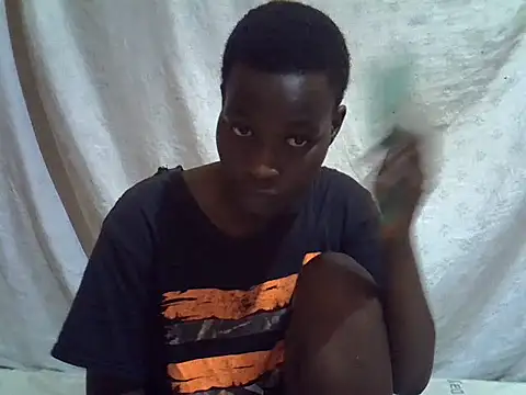 Snapshot of sexyblackya chatting on 09/11/25, 08:58 sexyblackya online show from 09/11/25, 08:58