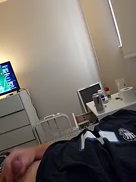 Snapshot of jayzonblow chatting on 10/19/25, 09:15 jayzonblow online show from 10/19/25, 09:15