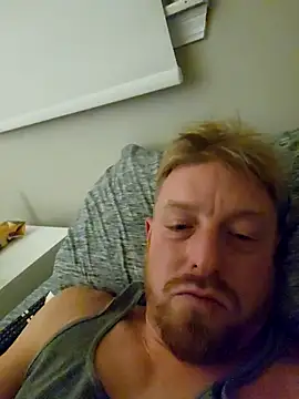 Snapshot of jayzonblow chatting on 10/25/25, 04:20 jayzonblow online show from 10/25/25, 04:20