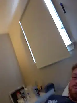 Snapshot of jayzonblow chatting on 10/25/25, 08:36 jayzonblow online show from 10/25/25, 08:36