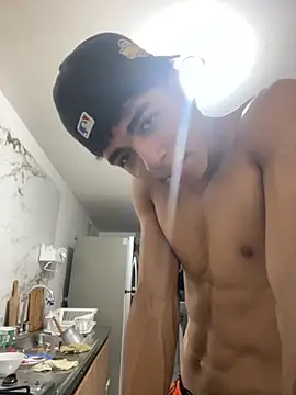 Snapshot of JoanG10 chatting on 09/20/25, 04:02 JoanG10 online show from 09/20/25, 04:02