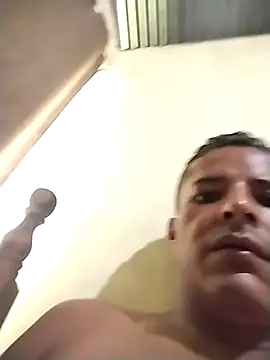 Snapshot of bolumba chatting on 09/15/25, 02:06 bolumba online show from 09/15/25, 02:06