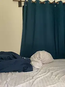 Snapshot of anubi0880 chatting on 01/10/25, 04:54 anubi0880 online show from 01/10/25, 04:54