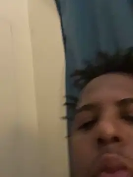 Snapshot of anubi0880 chatting on 10/25/25, 10:48 anubi0880 online show from 10/25/25, 10:48