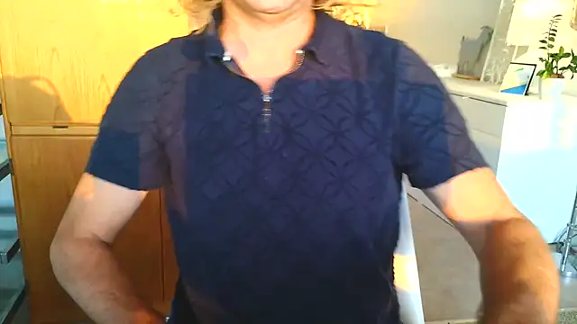 Snapshot of costanza7070 chatting on 11/03/25, 12:46 costanza7070 online show from 11/03/25, 12:46