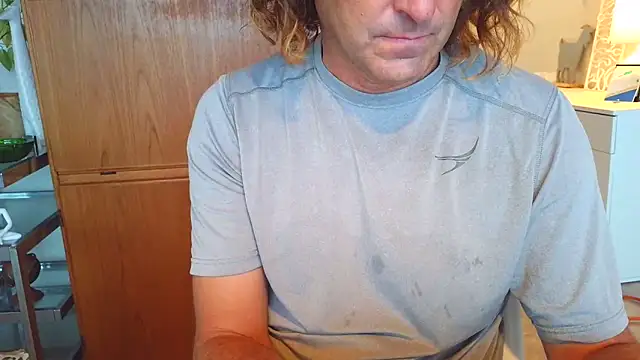 Snapshot of costanza7070 chatting on 11/09/25, 12:31 costanza7070 online show from 11/09/25, 12:31