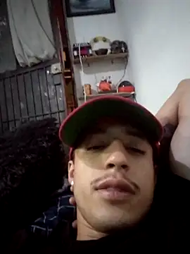 Snapshot of Gibbzmx chatting on 10/10/25, 04:33 Gibbzmx online show from 10/10/25, 04:33