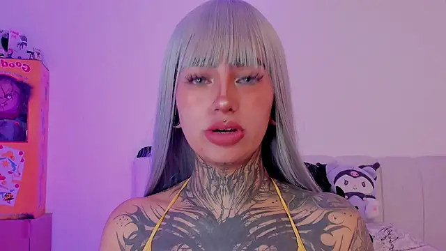 shadowcatt  online show from 11/17/25, 08:03