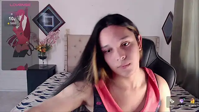 Snapshot of alexaryderr chatting on 01/23/25, 01:13 alexaryderr online show from 01/23/25, 01:13