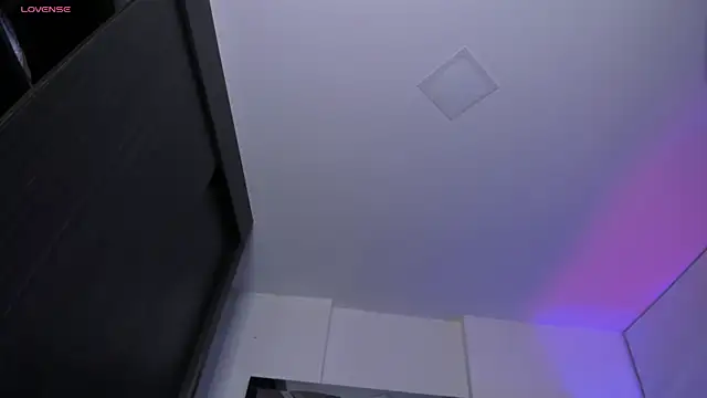 Snapshot of samaay07_ chatting on 10/27/25, 04:05 samaay07 online show from 10/27/25, 04:05