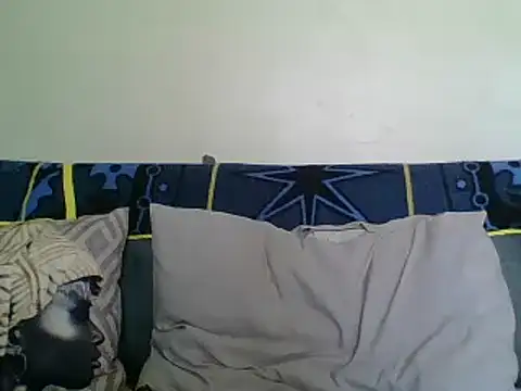 Snapshot of NAUGHTYSHALOTXX chatting on 03/21/25, 10:28 NAUGHTYSHALOTXX online show from 03/21/25, 10:28