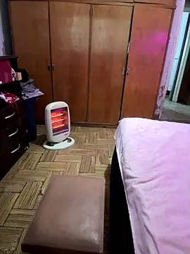 Snapshot of Mizztikaa chatting on 10/06/25, 05:10 Mizztikaa online show from 10/06/25, 05:10