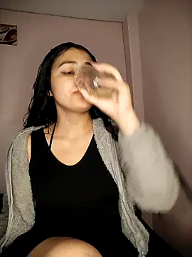 Nahiara velez online show from 03/14/25, 05:16