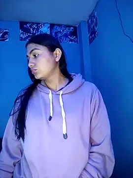 Nahiara velez online show from 10/18/25, 12:24