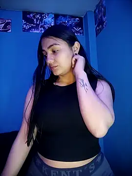 Nahiara velez online show from 10/22/25, 03:18